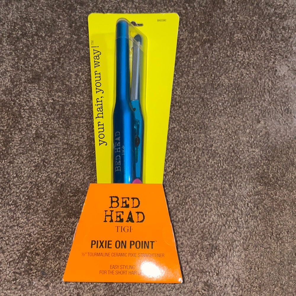 Bed Head Tigi Pixie on Point Straightener